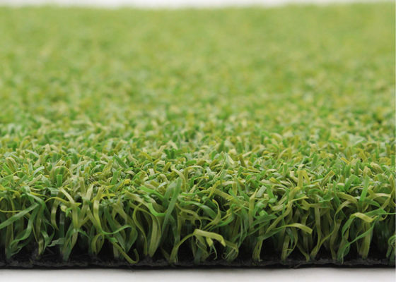 China verde de colocação artificial ondulado PP artificial do quintal bicolor do fio do relvado do golfe de 15mm fornecedor